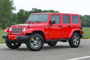 Jeep Wrangler Unlimited Sahara 2016 года